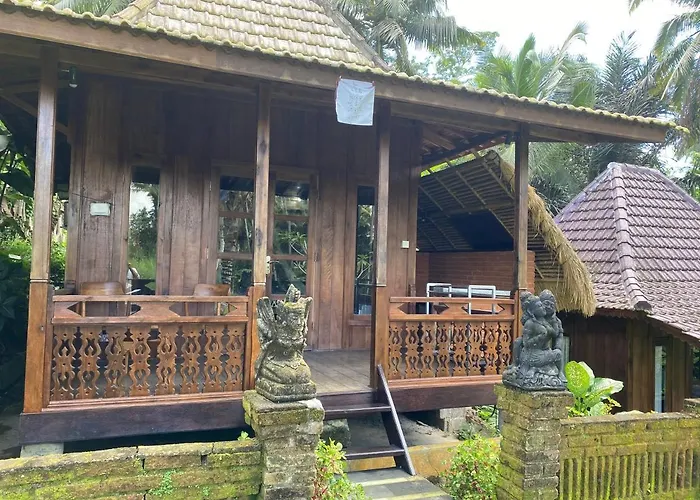 ホリデーパーク Wooden House And